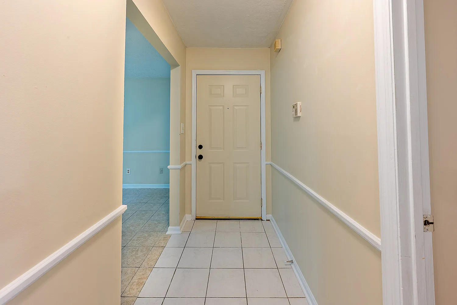 868 Brookfield Parkway - A — Photo 2