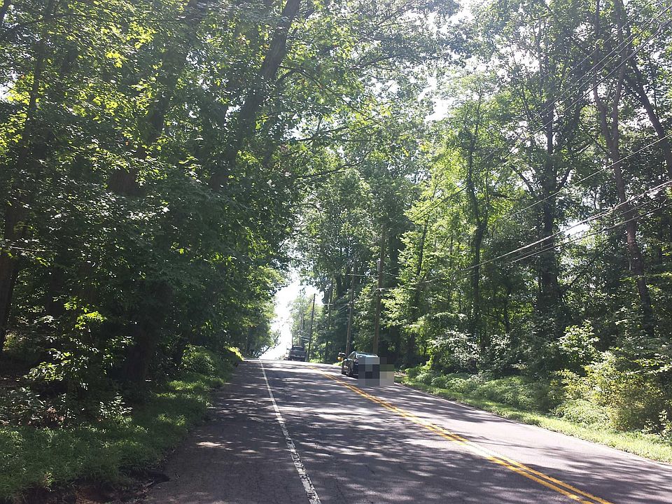 2nd image of 1052 Hedding Jacksonville Rd