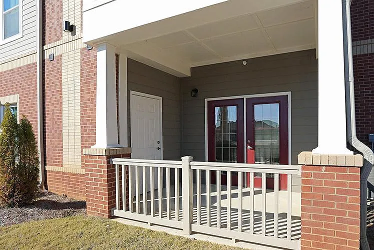 388 Wade Rd SE — Photo 9