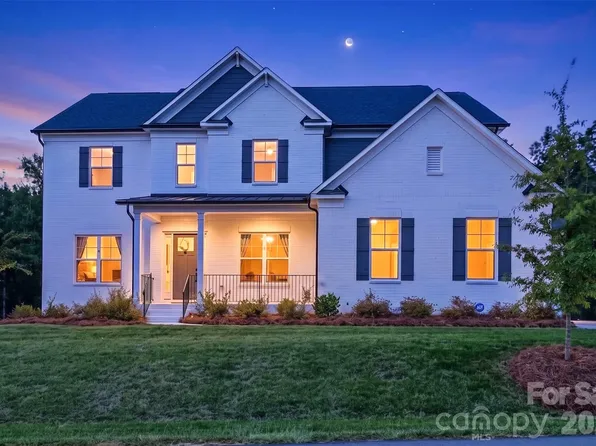 1216 Glade Arch Ln, Huntersville, NC 28078