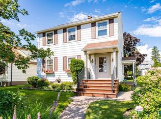 2017 E 8th St, Duluth, MN 55812