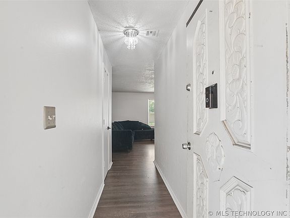 4th image of 21410 E 31st Pl S