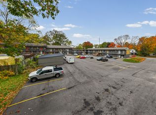 Residences on Lake, Kent, OH 44240