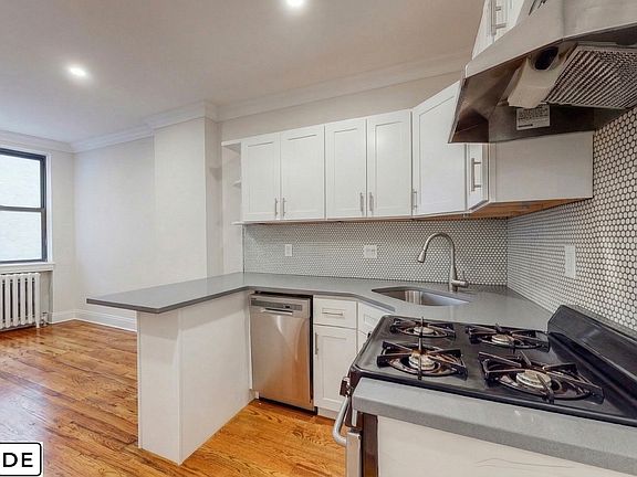 4th image of 1570 2nd Ave APT 3B