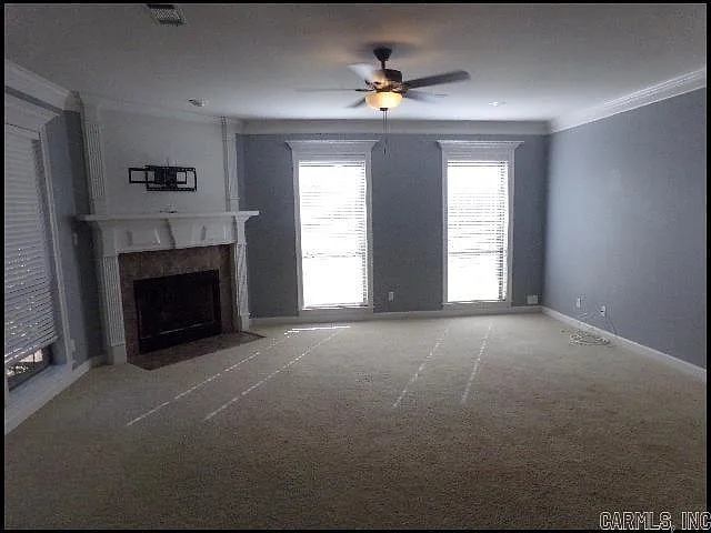 209 Chalamont Ln — Photo 6