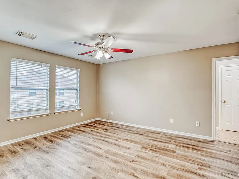 6207 Winter Oak St — Photo 10
