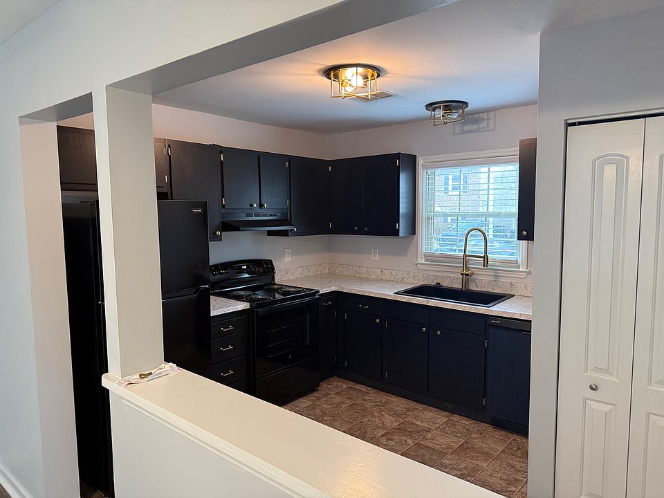 1st image of 1365 Deer Lake Cir #0