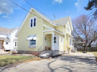 722 N Division St, Appleton, WI 54911