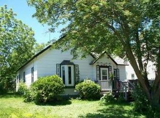1015 3rd Ave, Cumberland, WI 54829