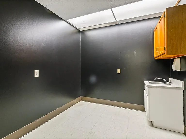 502 W Central Ave #1 — Photo 12