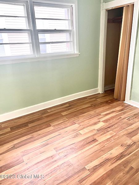 4th image of 142 Furman Street