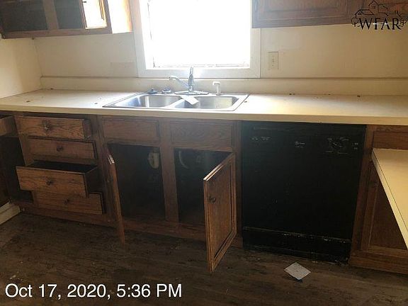 3rd image of 1408 Avenue I NW