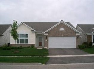 2803 Edgewater Dr, Elgin, IL 60124