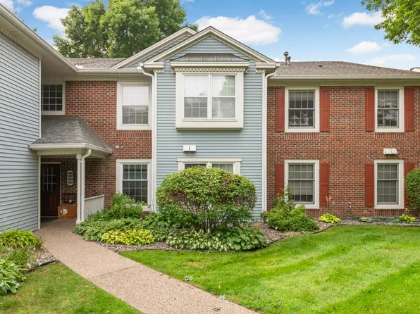 7457 W 110th St, Bloomington, MN 55438