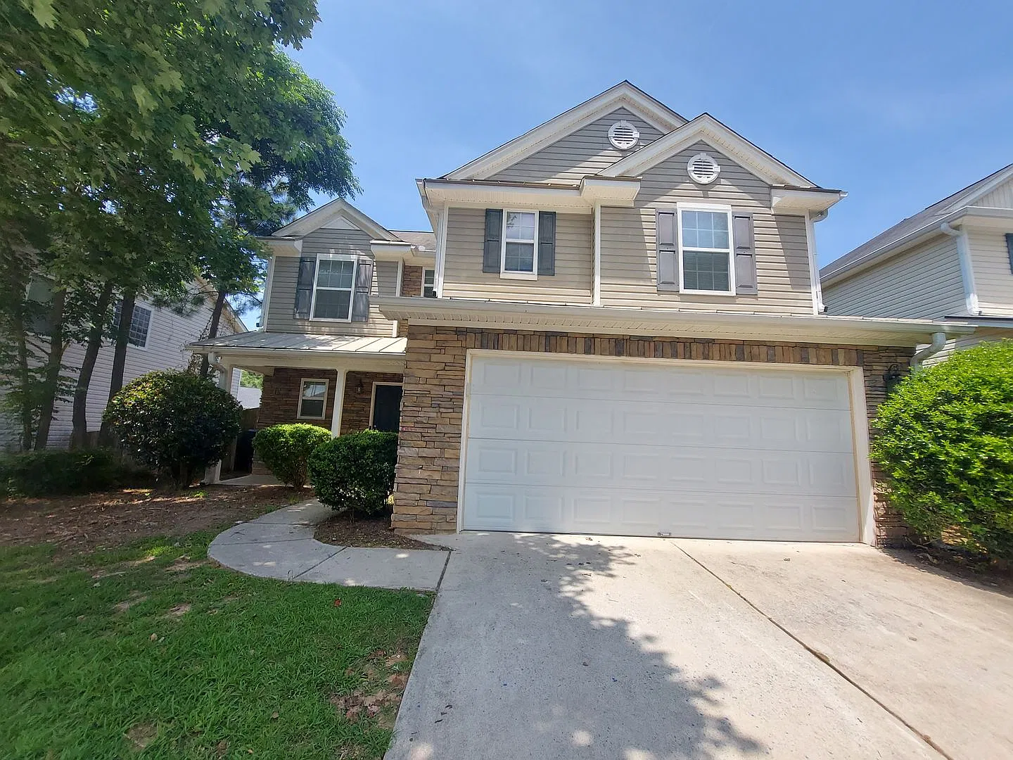 Spacious Home in Swim/Tennis Community minutes from I-20! — Photo 1