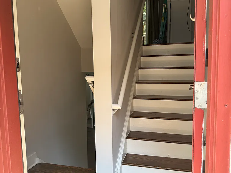 2028 Atherton Heights Ln — Photo 2