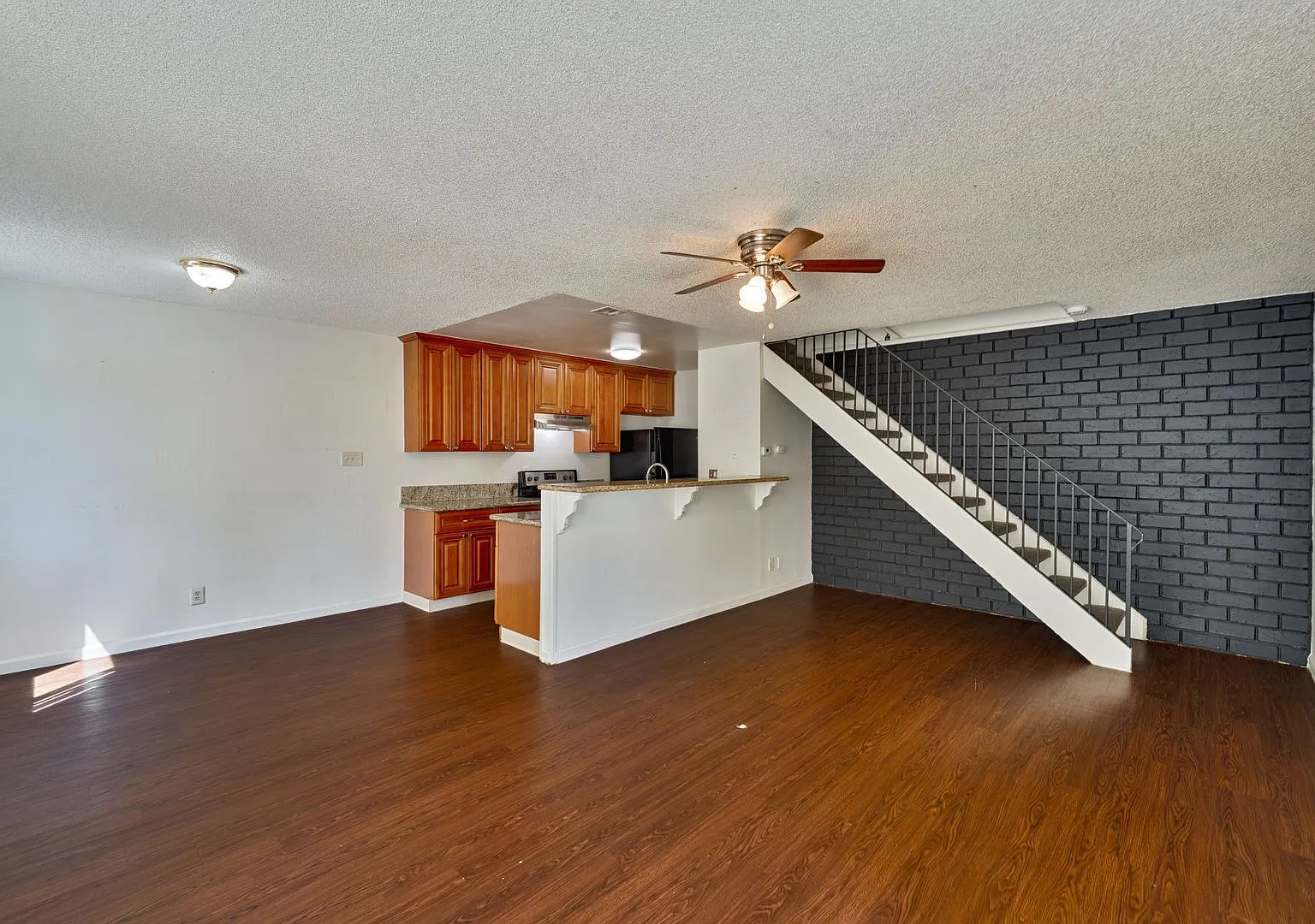 7424 Franklin Blvd Apt 3 — Photo 4