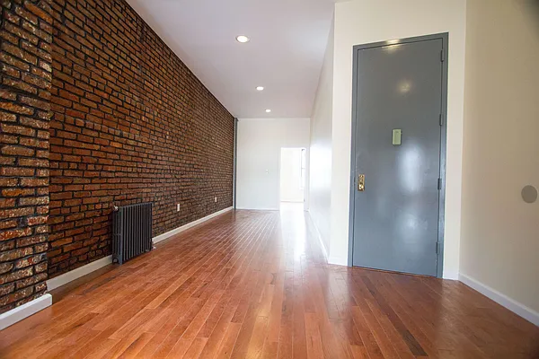 Rented by Nooklyn NYC LLC | media 5