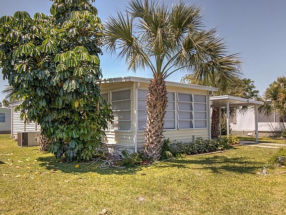 3rd image of 915 Pecan Cir