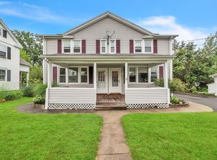 3-3-3A Franklin St, Easthampton, MA 01027