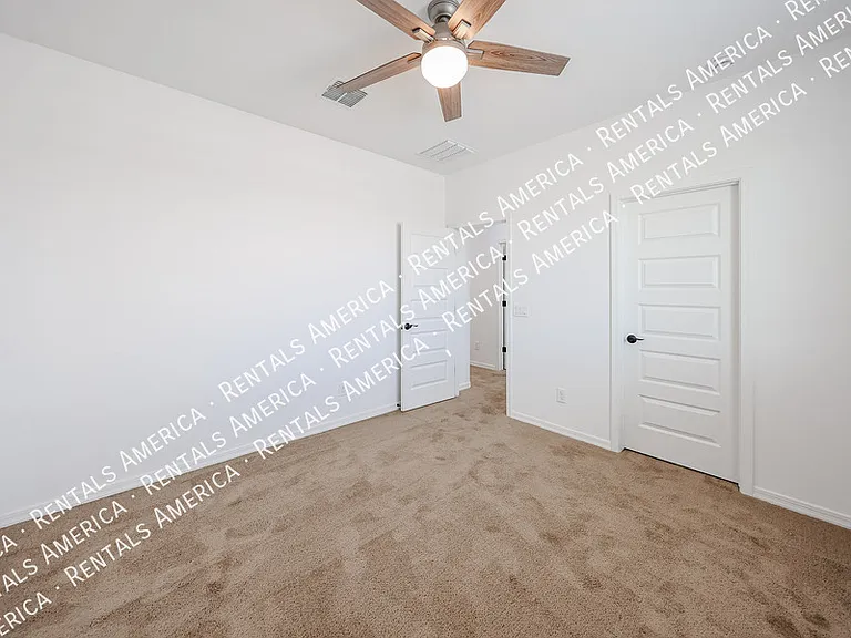 13487 N 174th Ave — Photo 43