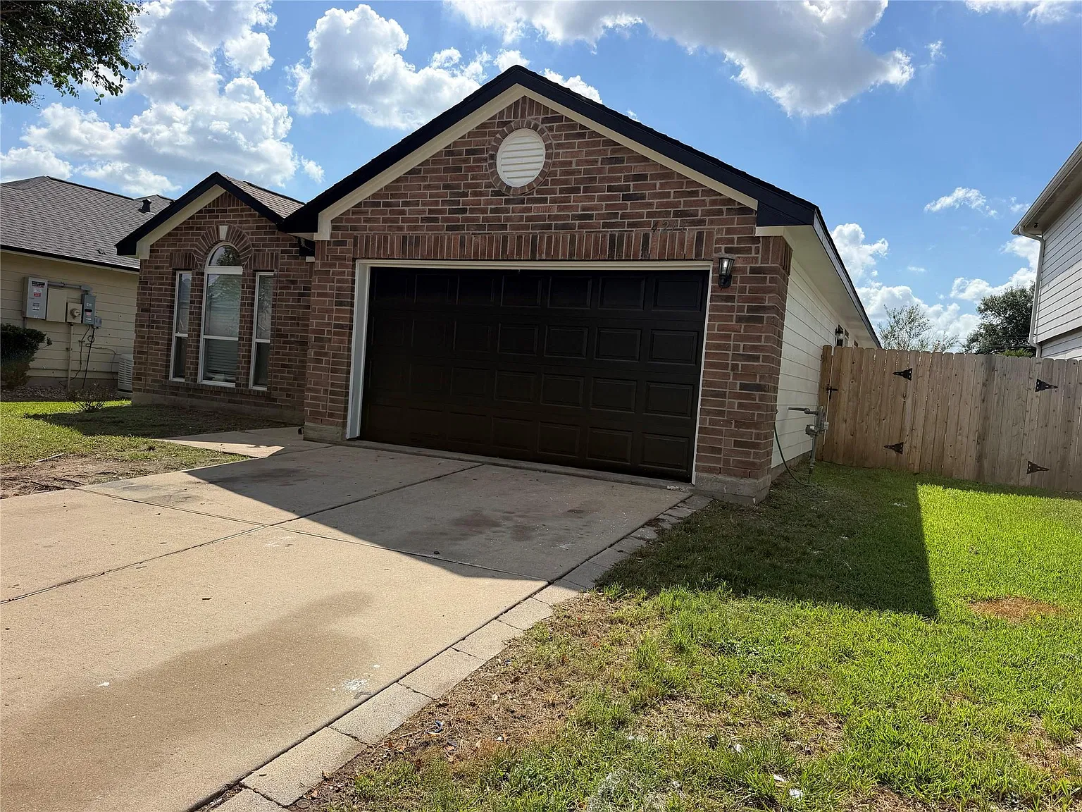 3 bed, 2.0 bath, 1518 sqft, $1,775 — Photo 2
