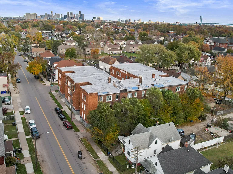 2199 Lansing St #300 — Photo 11