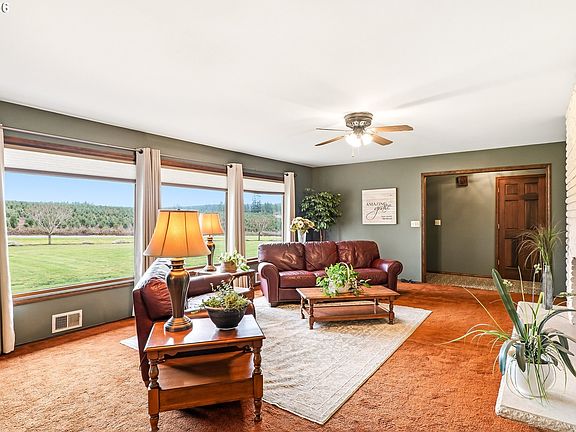 3rd image of 18280 S Old Clarke Rd