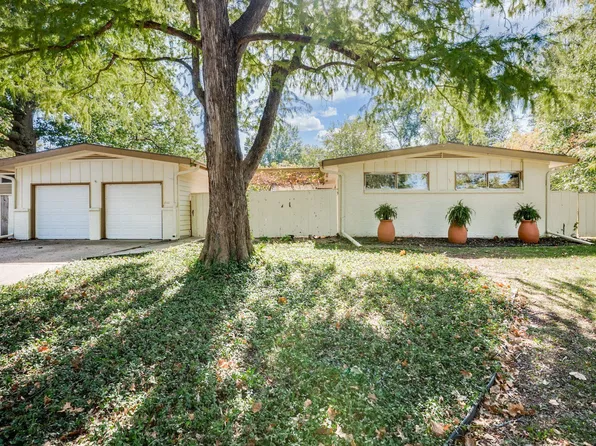 8101 E Lynwood St, Wichita, KS 67207