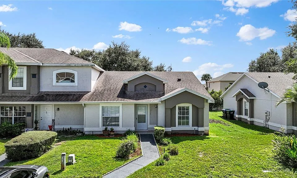 14776 Laguna Beach Cir
