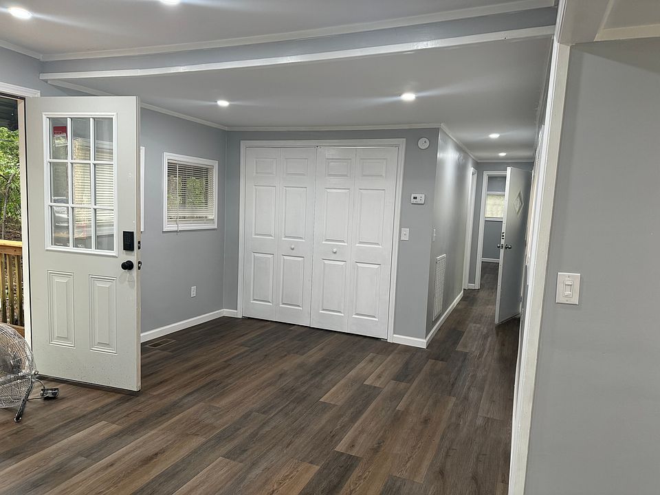 Entrance and living area