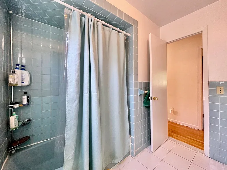 431 Manila Ave #3 — Photo 26