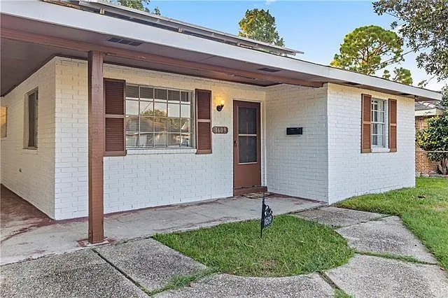 1609 Taylor St — Photo 2