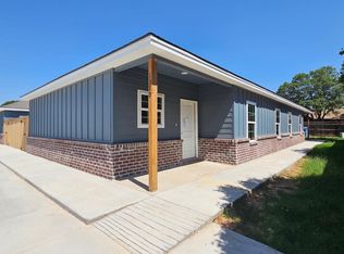 1311 Quaker St, Slaton, TX 79364