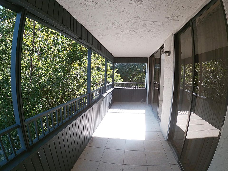 1st image of 16220 NW 2nd Ave APT 415