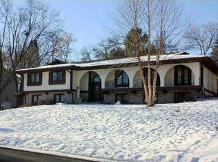 1815 Noble Dr N, Minneapolis, MN 55422