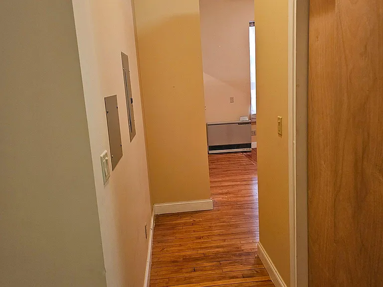42 S Main St #3D — Photo 5