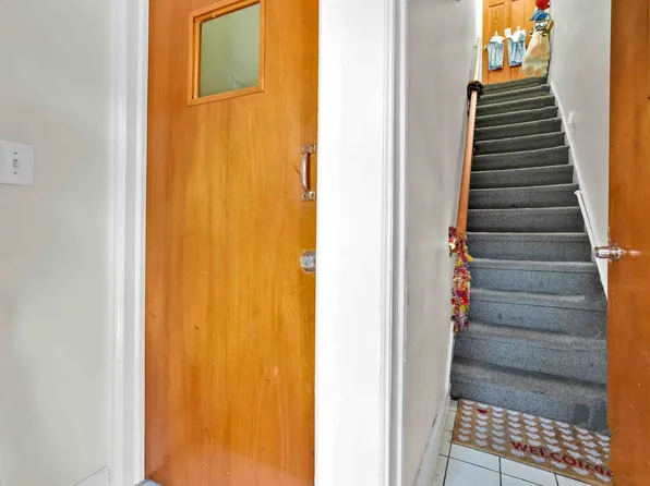 21-20 23rd Drive image 8 of 14