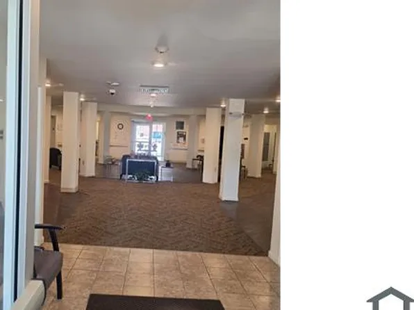 421 N Main St, Centerville, IA 52544