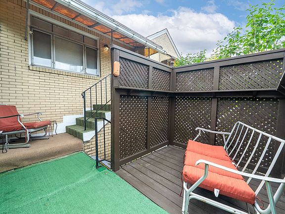 4th image of 1208 Merrick Ave