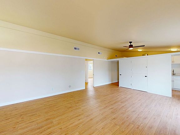 5th image of 510 E Sandra Ave #516