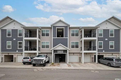 4216 W McKellen Dr Photo 1
