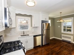 10 Pine St, Dover, NJ 07801