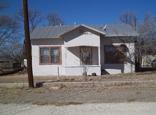 611 4th St, Sanderson, TX 78851