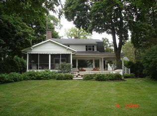 2409 S Shore Dr, Delavan, WI 53115