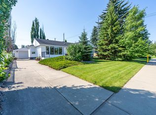 4707 105a Ave NW, Edmonton, AB T6A 1C1