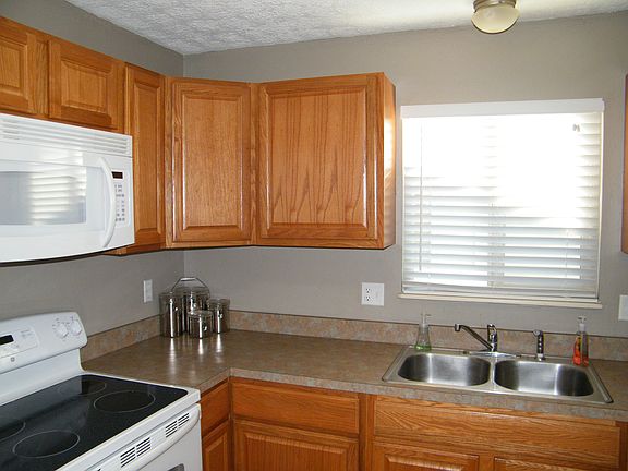 4th image of 6049 Sunlawn Dr