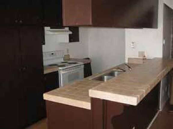2nd image of 4425 La Cresta Way APT 1