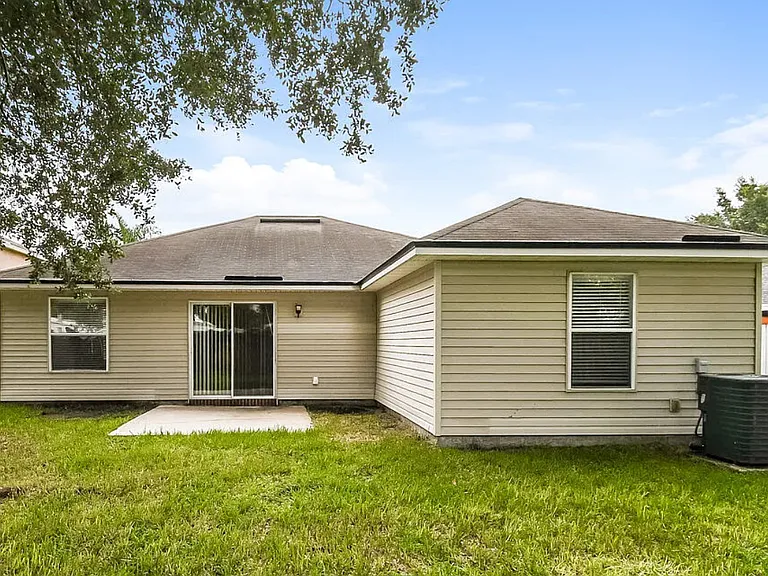9270 Thunderbolt Dr — Photo 11