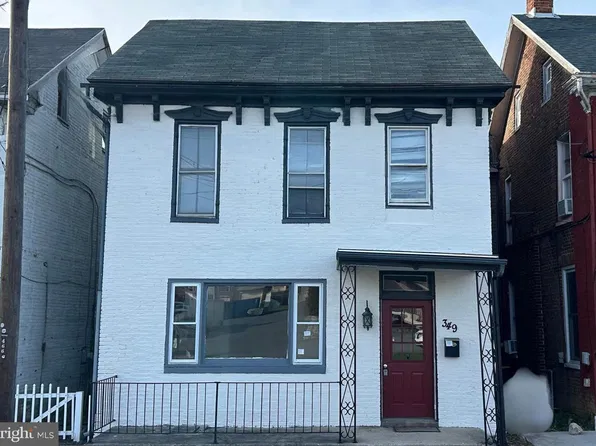346 S Potomac St, Waynesboro, PA 17268